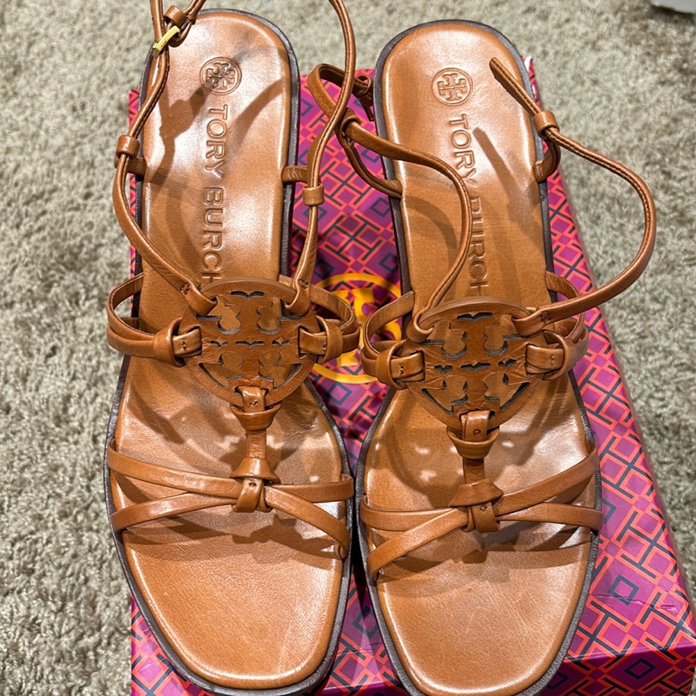 Tory burch miller knott wedge